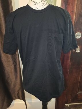 Goodthreads Classic Black Pocket Tee - Men Medium